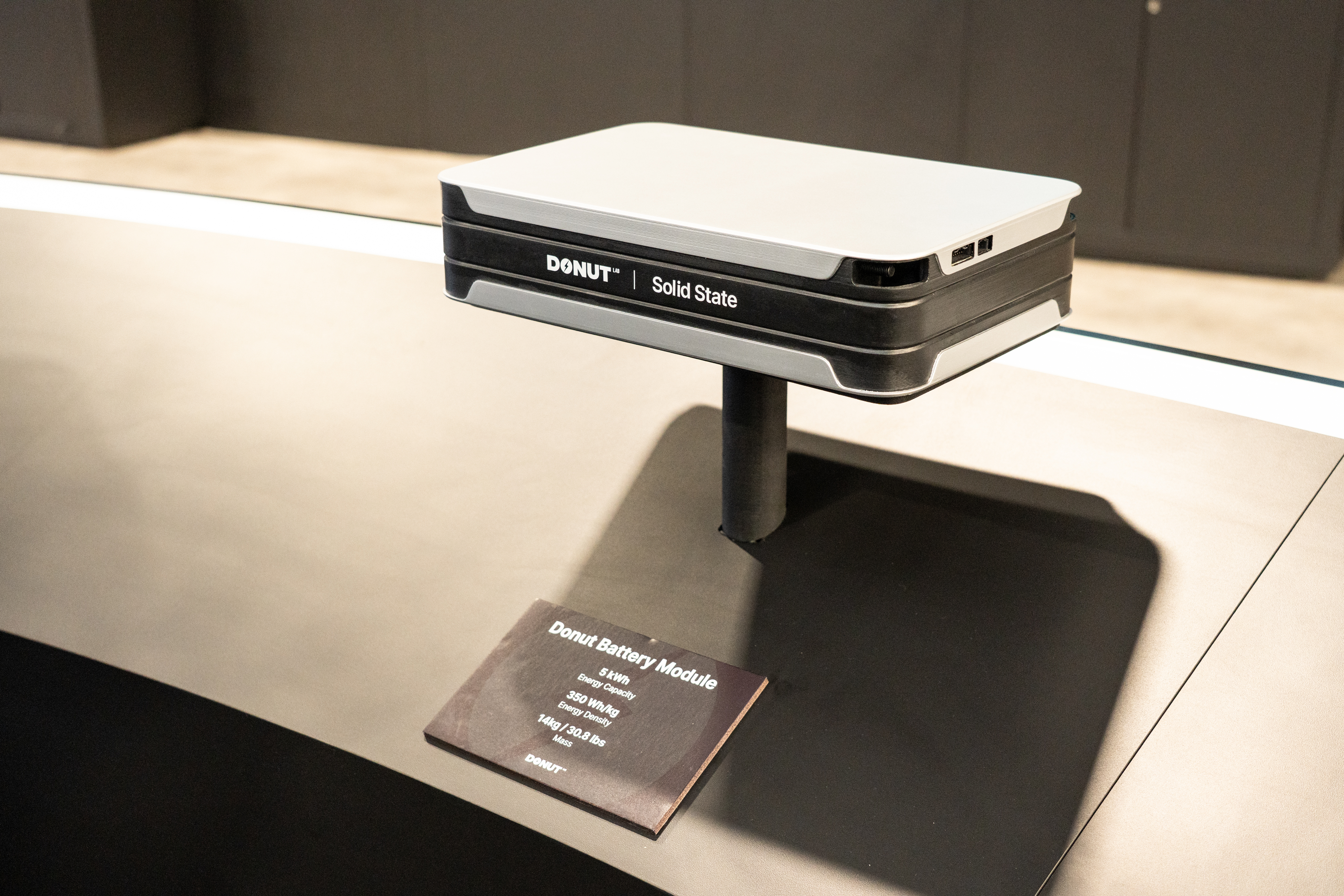 باتری حالت جامد Donut Lab: نتایج اولیه تست سرعت شارژ منتشر شد