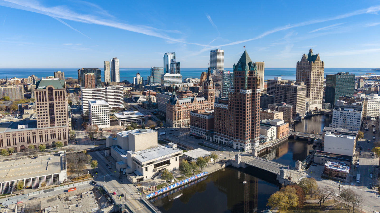 میلووکی: پایتخت جهانی بلادی مری و قلب تپنده فرهنگ نوشیدنی‌های خلاقانه