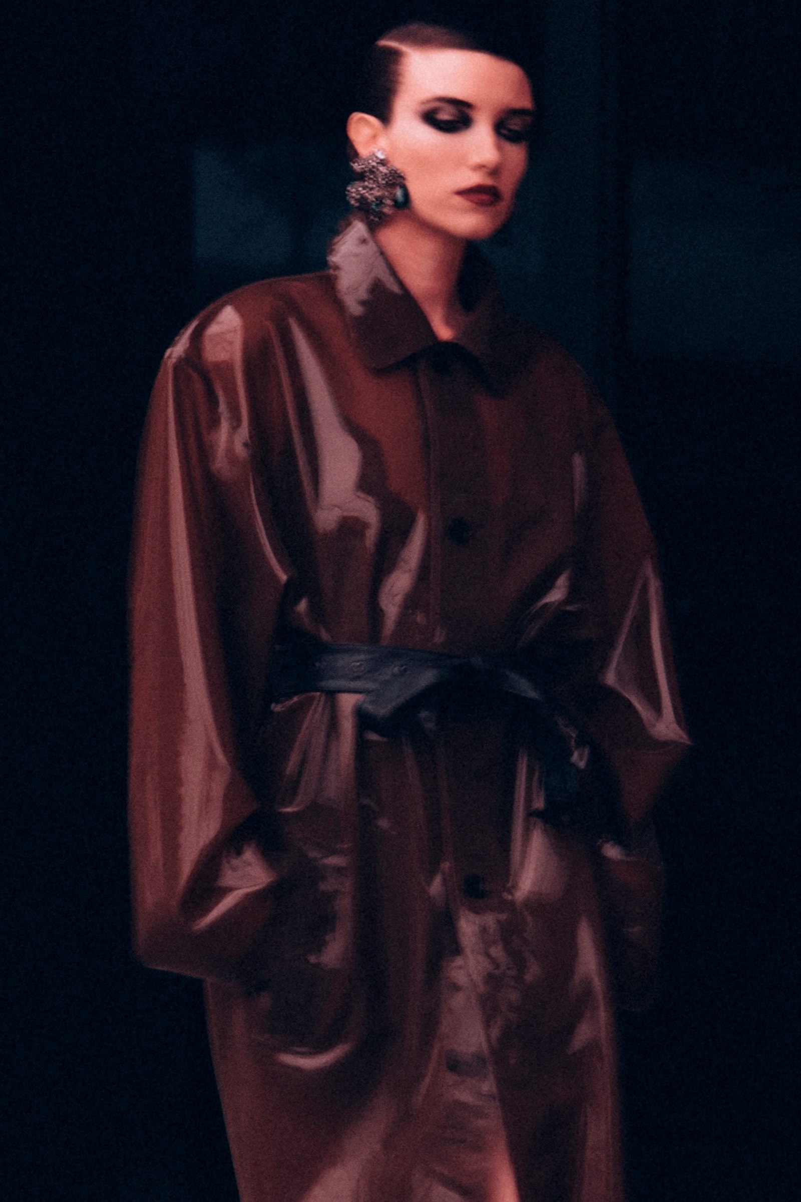 سنت لورن پاییز/زمستان ۲۰۲۶: اوج تجمل و بازتعریف قدرت زنانه در مد