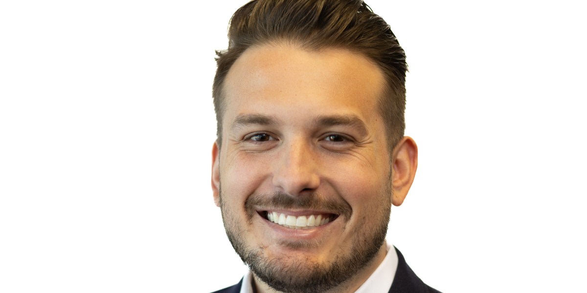 نگرانی والدین از اعتیاد کودکان به شبکه‌های اجتماعی؛ تجربه‌های مدیران فناوری و راهکارهای عملی