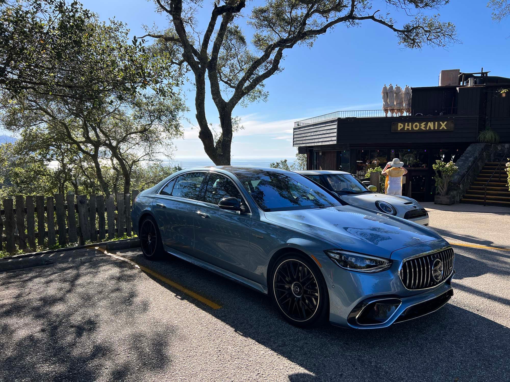 مرسدس-ای‌ام‌جی S63 E-Performance: سفری جاده‌ای در کالیفرنیا با نماد لوکس و هیبریدی