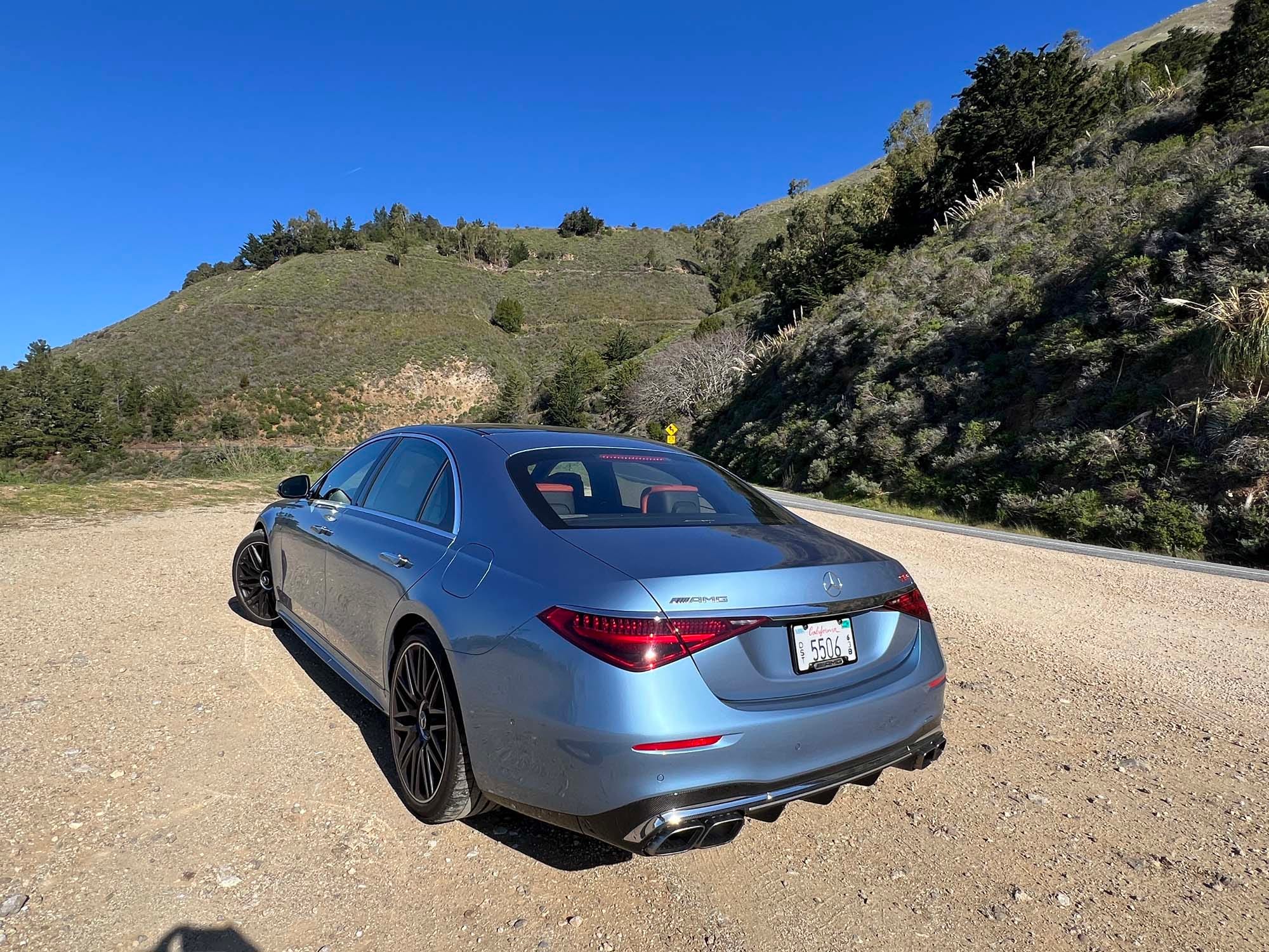 مرسدس-ای‌ام‌جی S63 E-Performance: سفری جاده‌ای در کالیفرنیا با نماد لوکس و هیبریدی