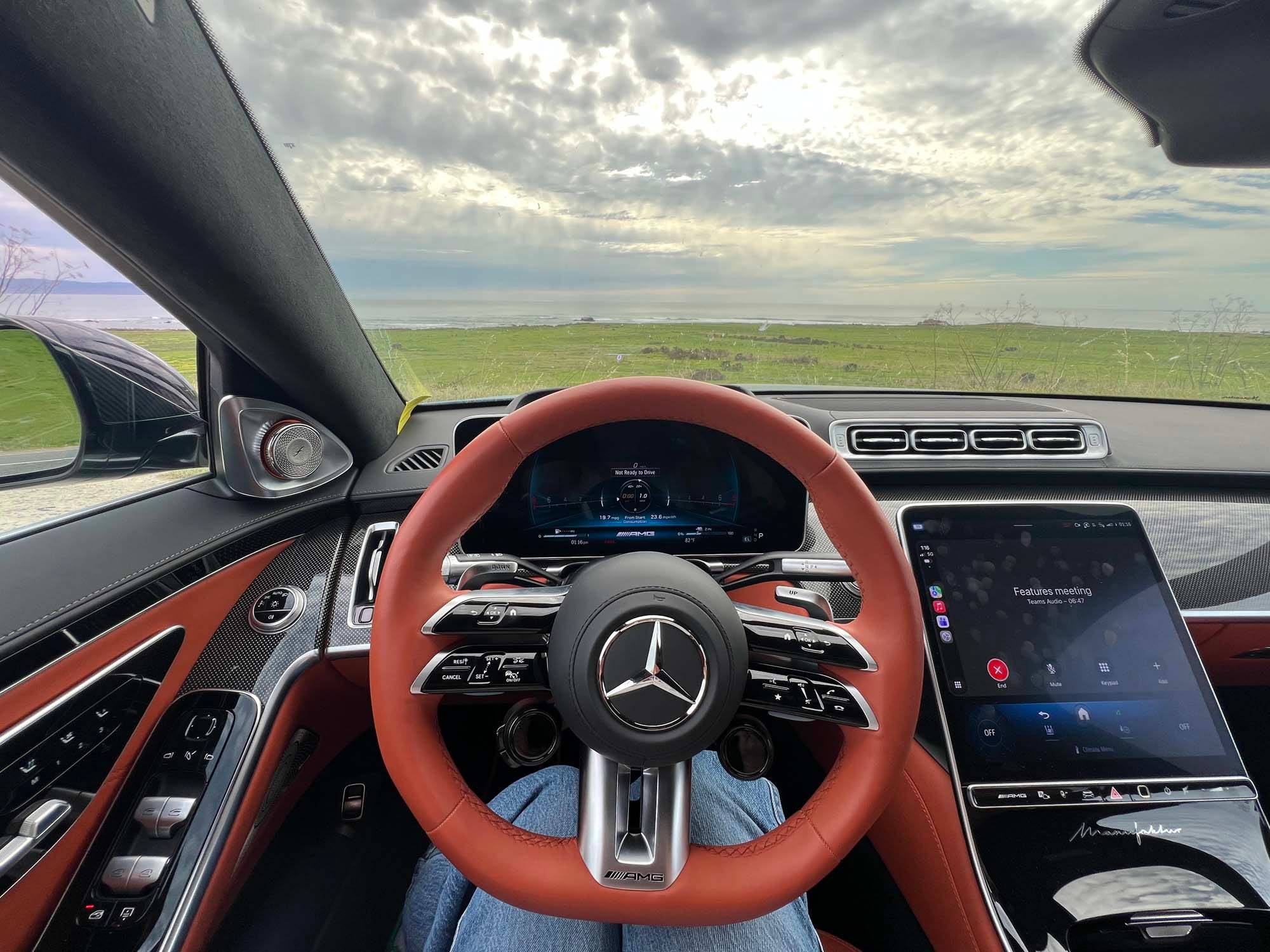 مرسدس-ای‌ام‌جی S63 E-Performance: سفری جاده‌ای در کالیفرنیا با نماد لوکس و هیبریدی