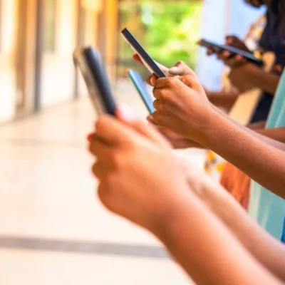 California Legislators Consider Ban on Social Media Use for Minors Under 16