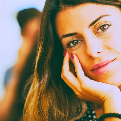 كيف تعبر النساء عن تقديرهن للسلام الداخلي: 11 عبارة مفتاحية