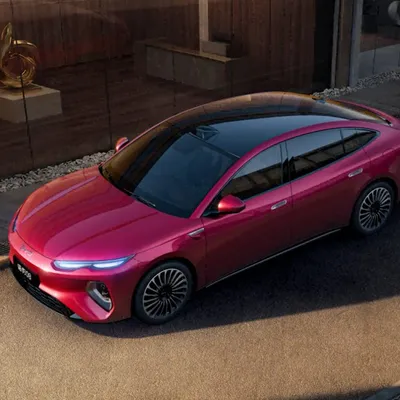 BYD تكشف عن السيدان الكهربائية Seal 08: ثورة في مدى الشحن والأداء