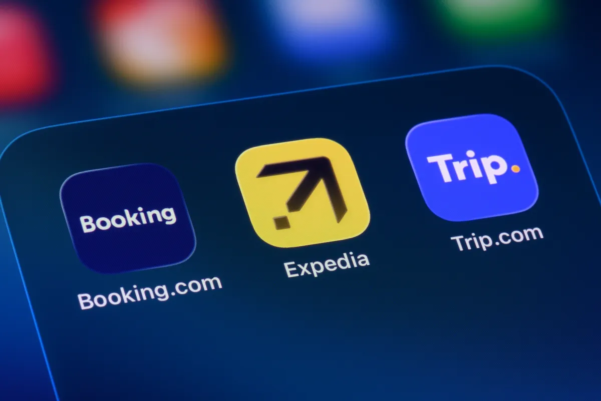 Trip.com Faces Antitrust Scrutiny in China, Stock Plummets Amidst Industry Concerns