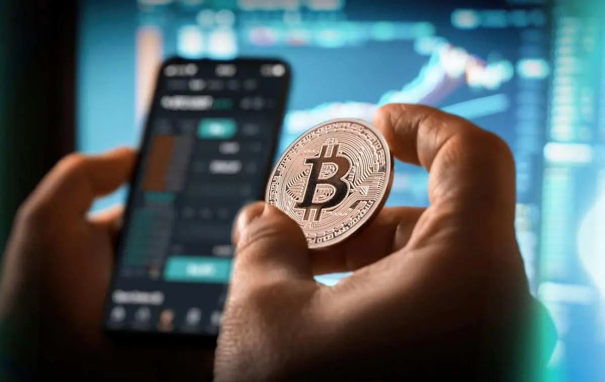 Geopolitical Tensions and Inflation Data Trigger Significant Crypto Market Sell-Off