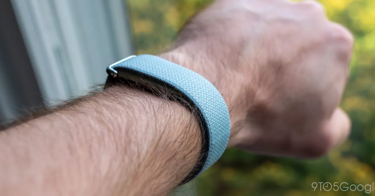 بررسی اولیه Fitbit Air: رقیبی سبک‌وزن برای Whoop با چاشنی هوش مصنوعی
