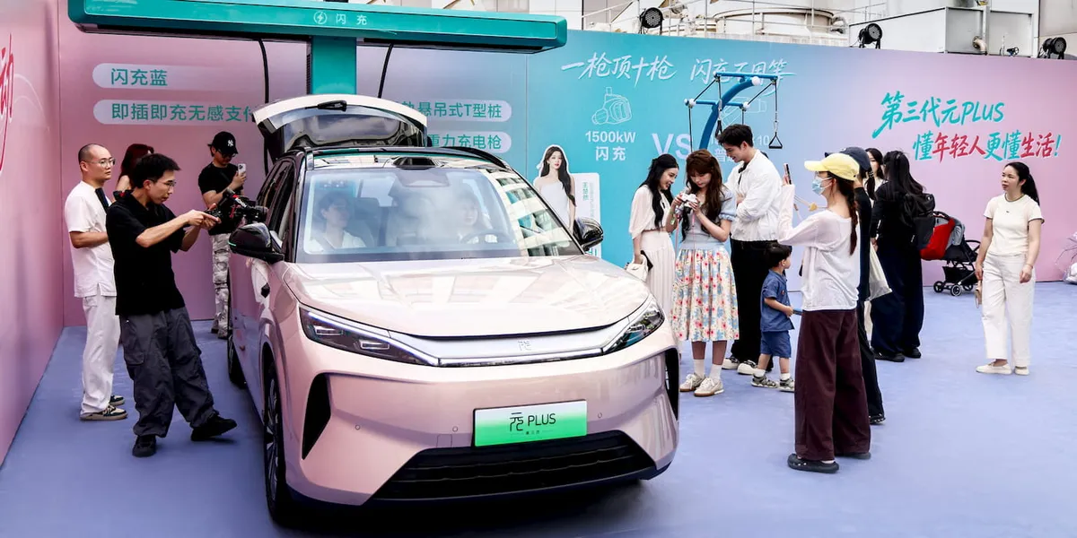یوآن پلاس BYD با باتری نسل جدید و شارژ سریع، بیش از ۳۰,۰۰۰ سفارش در یک هفته دریافت کرد