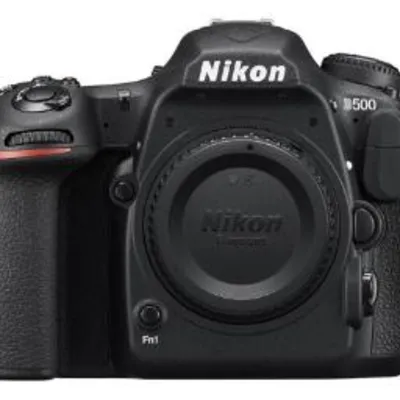 نیکون D500