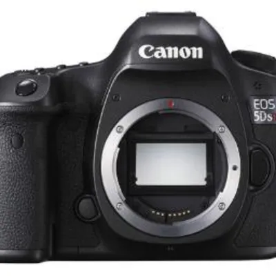 فوجی‌ فیلم FinePix S2800HD