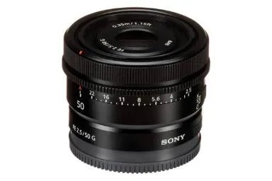 مقایسه نیکون وان Nikkor 32mm f/1.2 {request()->input('language_config')['common']['with']} سونی FE 50mm F2.5 G