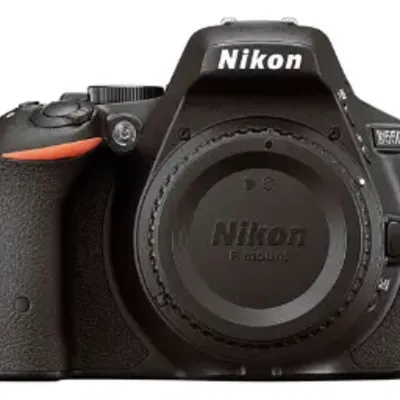 نیکون D5500