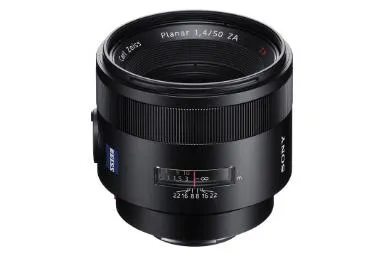 مقایسه سونی کارل زایس Planar T* 50mm F1.4 ZA SSM {request()->input('language_config')['common']['with']} سونی FE 28mm F2
