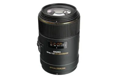 مقایسه سیگما 105mm F2.8 EX DG Macro {request()->input('language_config')['common']['with']} سونی FE 85mm F1.8