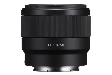 مقایسه سونی FE 50mm F1.8 با سیگما 105mm F2.8 DG DN Macro