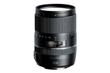 مقایسه سون آرتیزانس 50mm F1.1 با تامرون 16-300mm F/3.5-6.3 Di II VC PZD Macro