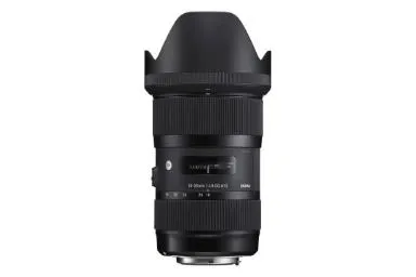 مقایسه سیگما 18-35mm F1.8 DC HSM Art {request()->input('language_config')['common']['with']} سونی FE 90mm F2.8 Macro G OSS