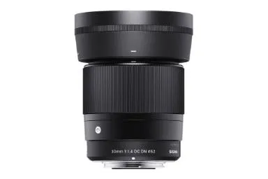 مقایسه سیگما 30mm F1.4 DC DN | C for Sony E-mount {request()->input('language_config')['common']['with']} سونی E 50mm F1.8 OSS