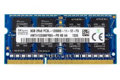 مقایسه اچ پی V6 ظرفیت 16 گیگابایت از نوع DDR4-2666 {request()->input('language_config')['common']['with']} اس کی هاینیکس HMT41GS6MFR8A-PB ظرفیت 8 گیگابایت از نوع DDR3L-1600