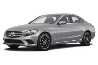 مقایسه مرسدس بنز C300 مدل 2019 با لیفان 820