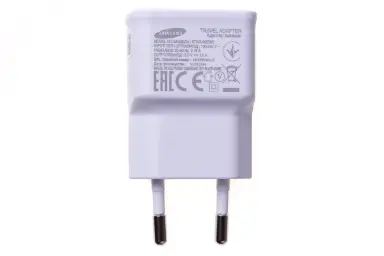 مقایسه سامسونگ ETAOU83EWE با اپل MHJE3ZM/A 20W USB-C