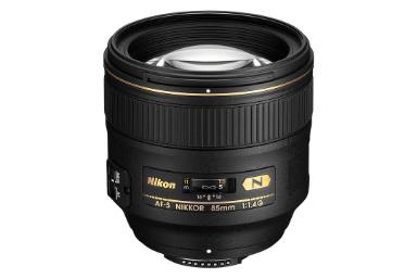 مقایسه نیکون AF-S Nikkor 85mm f/1.4G با کانن EF 100mm f/2.8L Macro IS USM