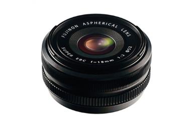 مقایسه فوجی فیلم XF 18mm F2 R با سیگما 105mm F2.8 EX DG OS HSM