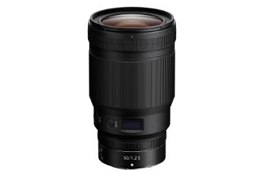 مقایسه نیکون Nikkor Z 50mm F1.2 S با کانن EF-S 18-135mm F3.5-5.6 IS USM