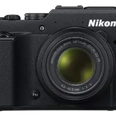 نیکون کولپیکس P7800
