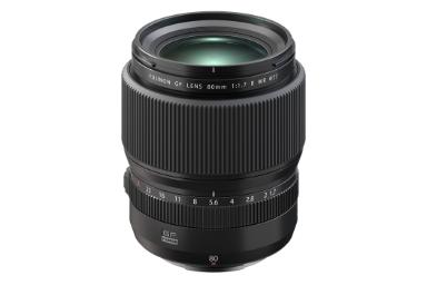 مقایسه فوجی فیلم GF 80mm F1.7 R WR با سیگما 105mm F2.8 EX DG OS HSM