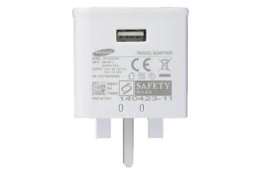 مقایسه سامسونگ EP-TA20UWE {request()->input('language_config')['common']['with']} شیائومی MDY-08-EI