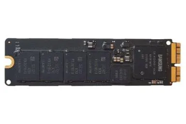 مقایسه سامسونگ MZ-JPU256T/0A6 ظرفیت 256 گیگابایت {request()->input('language_config')['common']['with']} وسترن دیجیتال Blue WDS250G2B0A SATA 2.5 Inch ظرفیت 250 گیگابایت