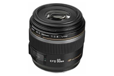 مقایسه کانن EF-S 60mm f/2.8 Macro USM با کانن EF 24-70mm f/4L IS USM