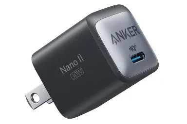 مقایسه انکر Nano II 30W A2146 {request()->input('language_config')['common']['with']} بلکین WCH010