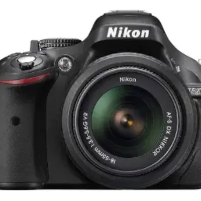 نیکون D5200