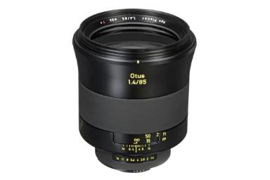 عکس اصلی زایس Otus 85mm F1.4