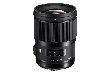 مقایسه نیکون Nikkor Z 14-30mm F4 S {request()->input('language_config')['common']['with']} سیگما 28mm F1.4 DG HSM Art