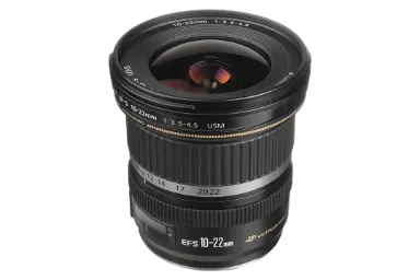 مقایسه کانن EF-S 10-22mm f/3.5-4.5 USM با کانن EF 24-105mm F4L IS II USM