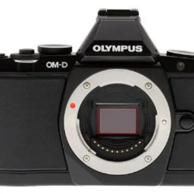 المپوس OM-D E-M5