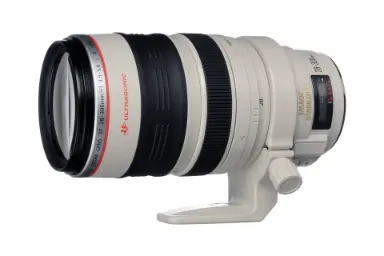 مقایسه کانن EF 28-300mm f/3.5-5.6L IS USM با سیگما 105mm F2.8 EX DG OS HSM