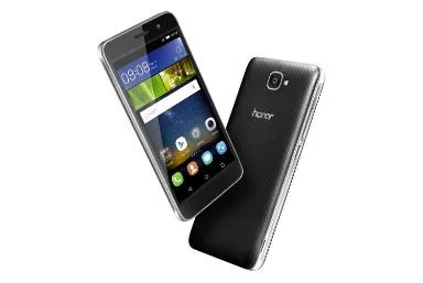 مقایسه آنر Holly 2 پلاس {request()->input('language_config')['common']['with']} Camon iACE2 تکنو