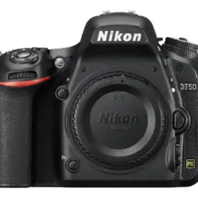 نیکون D750