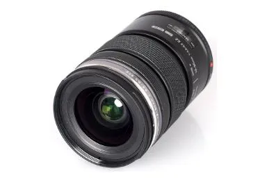 مقایسه نیکون Nikkor Z DX 16-50mm F3.5-6.3 VR با المپوس M.Zuiko Digital ED 12-50mm 1:3.5-6.3 EZ