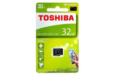 مقایسه توشیبا microSDHC با ظرفیت 32 گیگابایت مدل M203 کلاس 10 با سن دیسک microSDXC با ظرفیت 64 گیگابایت مدل Ultra کلاس 10