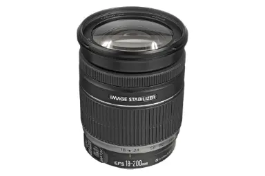 مقایسه کانن EF-S 18-200mm f/3.5-5.6 IS با کانن EF-S 18-135mm F3.5-5.6 IS