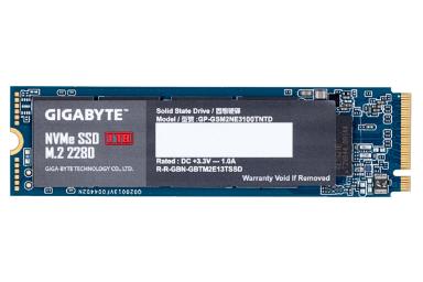 مقایسه گیگابایت NVMe M.2 ظرفیت 1 ترابایت با ای دیتا XPG SX8200 Pro NVMe M.2 ظرفیت 256 گیگابایت