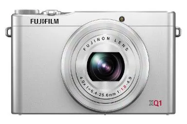 مقایسه فوجی فیلم XQ1 {request()->input('language_config')['common']['with']} نیکون D7000