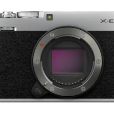فوجی فیلم X-E4